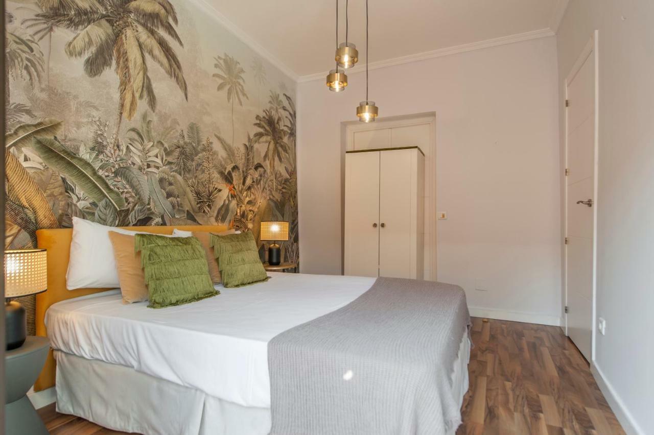 Palacio Real I Apartment มาดริด ภายนอก รูปภาพ